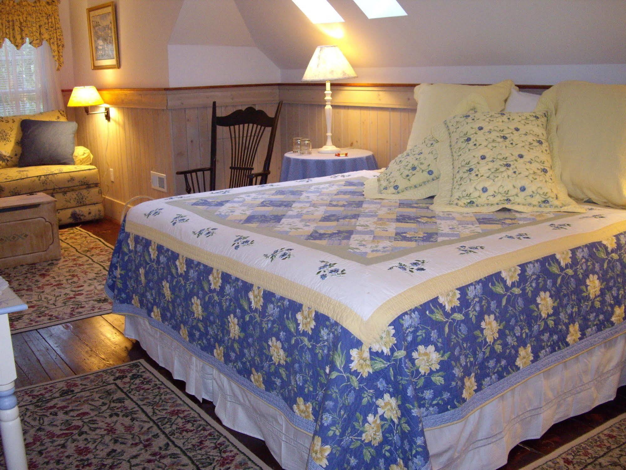 Isaiah Jones Homestead Bed And Breakfast Sandwich Exterior foto