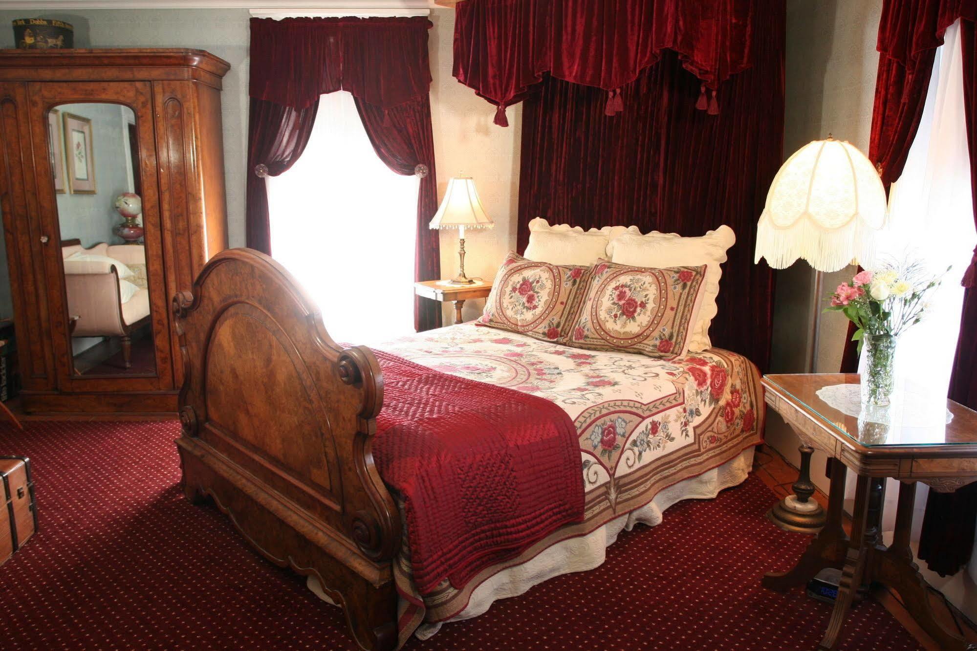 Isaiah Jones Homestead Bed And Breakfast Sandwich Exterior foto