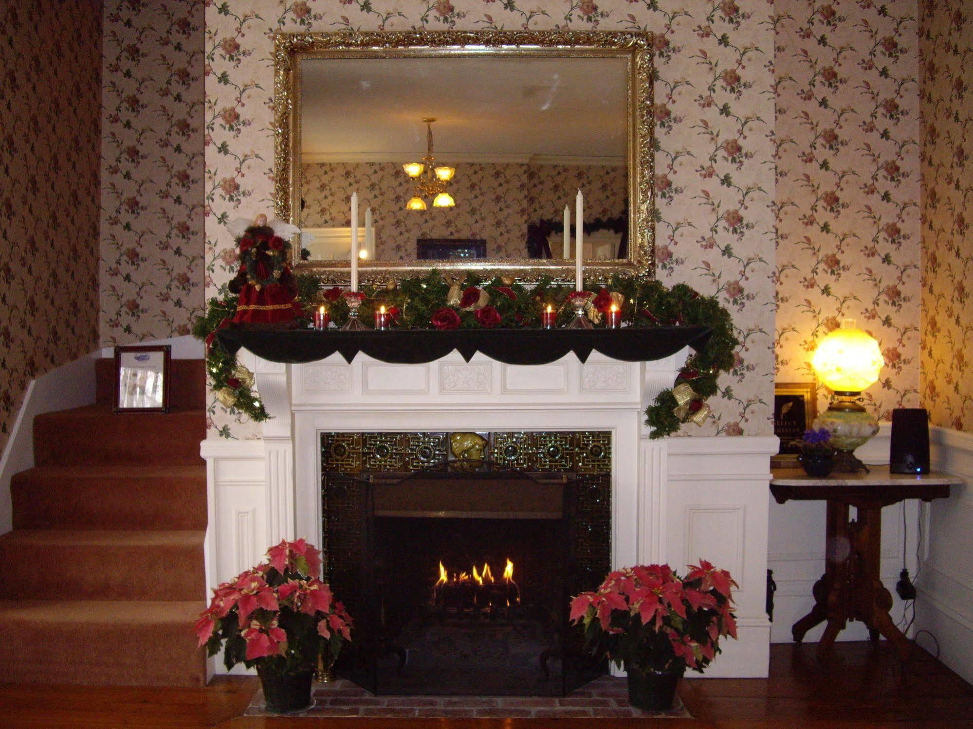 Isaiah Jones Homestead Bed And Breakfast Sandwich Exterior foto
