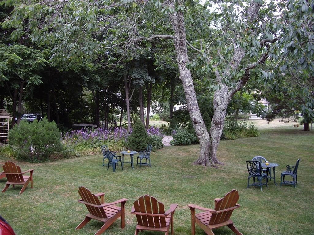 Isaiah Jones Homestead Bed And Breakfast Sandwich Exterior foto
